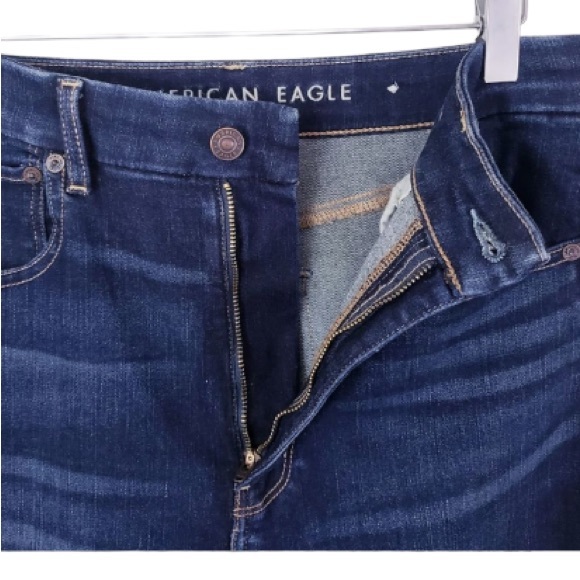 American Eagle Curvy Highest Rise Flare Jeans Size 12/30 Short - Picture 6 of 9